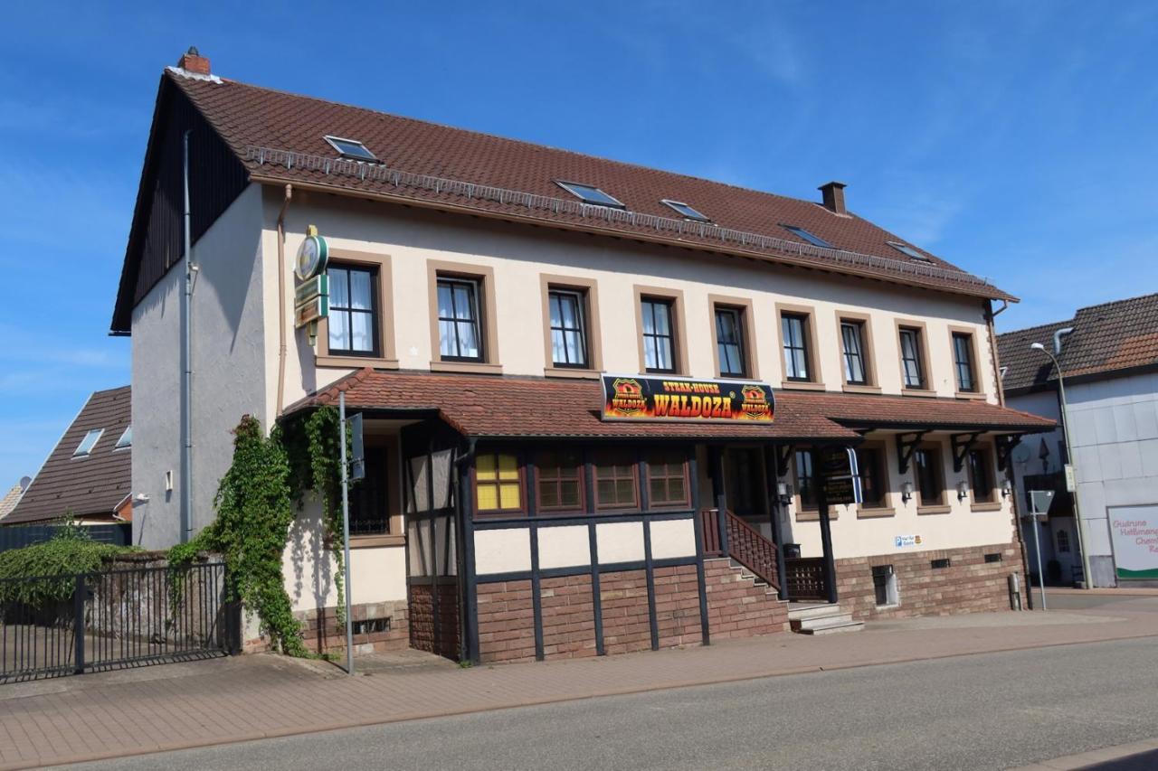 Hotel Waldoza Waldmohr Экстерьер фото