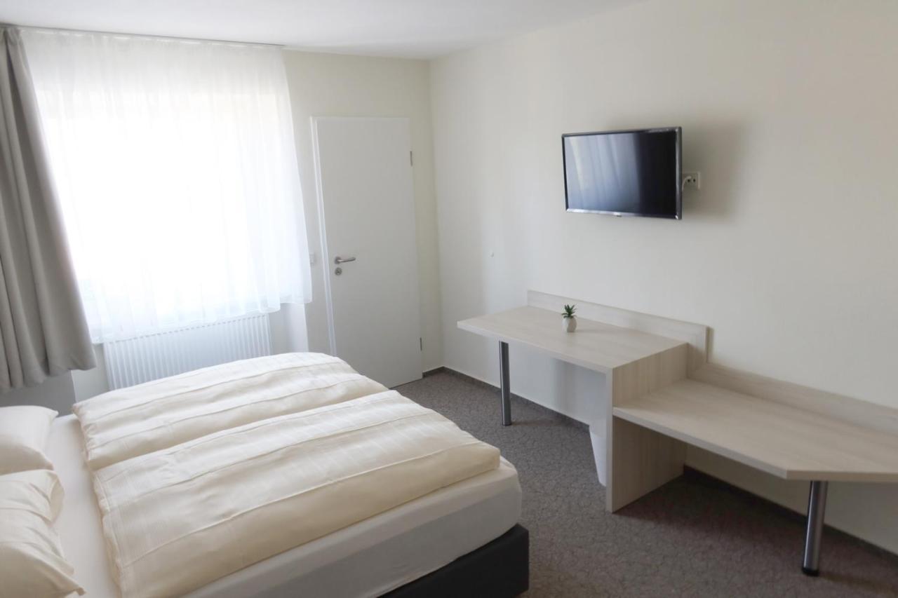 Hotel Waldoza Waldmohr Экстерьер фото